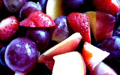 Salada de Nectarina, Uva e Morango